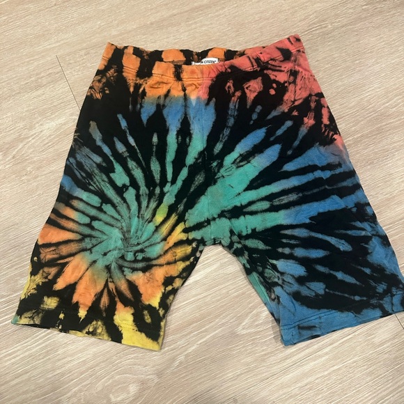 Cotton Citizen Multicolor Tie-Dye Kids Shorts - Picture 1 of 3